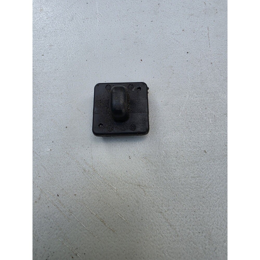 2016-2022 CHEVROLET SPARK HATCHBACK HOOD BONNET PROP ROD PIVOT SUPPORT OEM